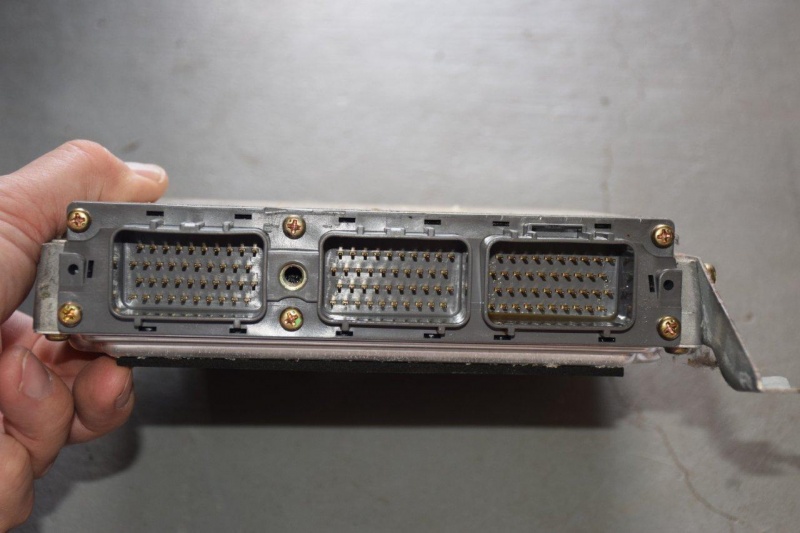 File:ECU sockets.jpg