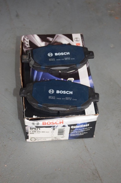 File:Bosch BP571 brake pads.jpg
