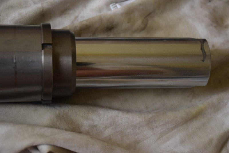 File:Strut chrome chipped.jpg