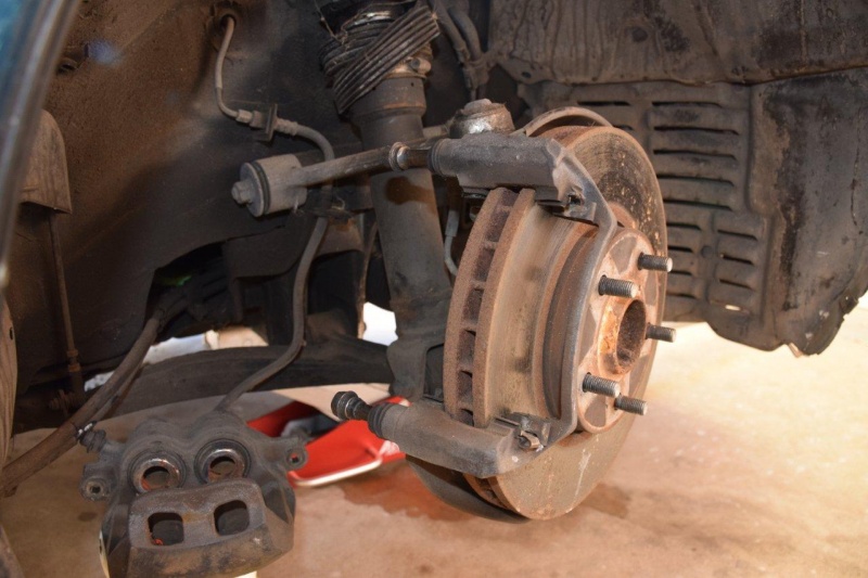 File:Caliper pins sliding.jpg
